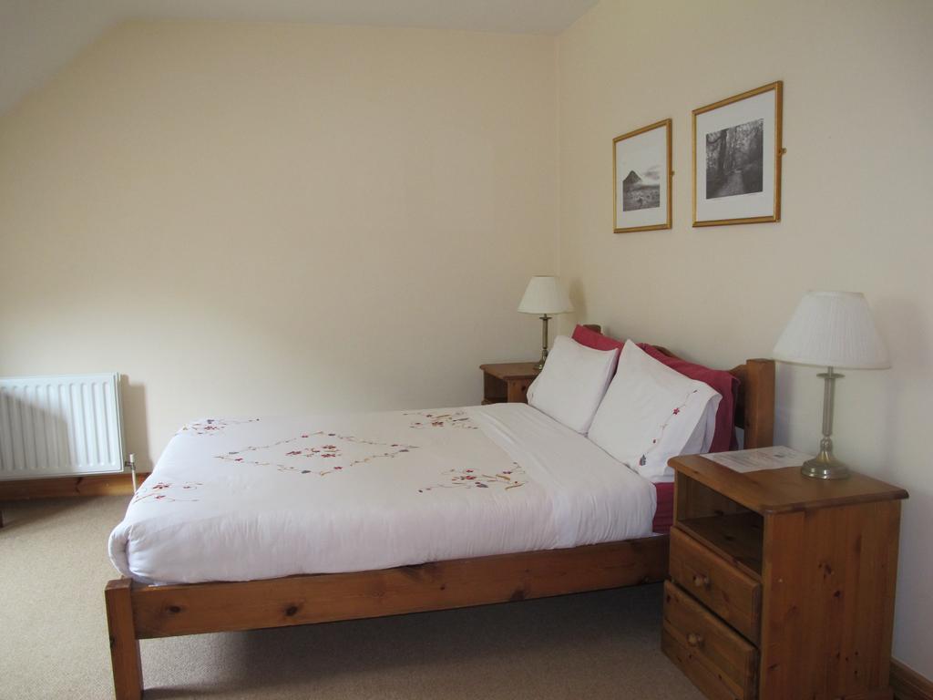 Riversdale House Accommodation Laragh Room photo